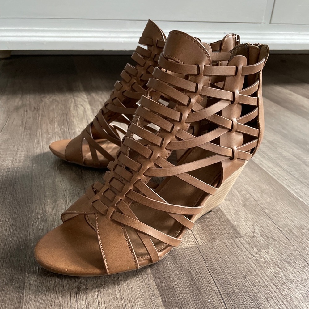 Wedges - Picture 2 of 6